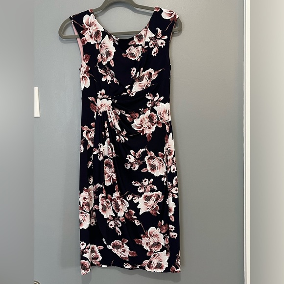 Beautiful worn once! - Picture 2 of 7